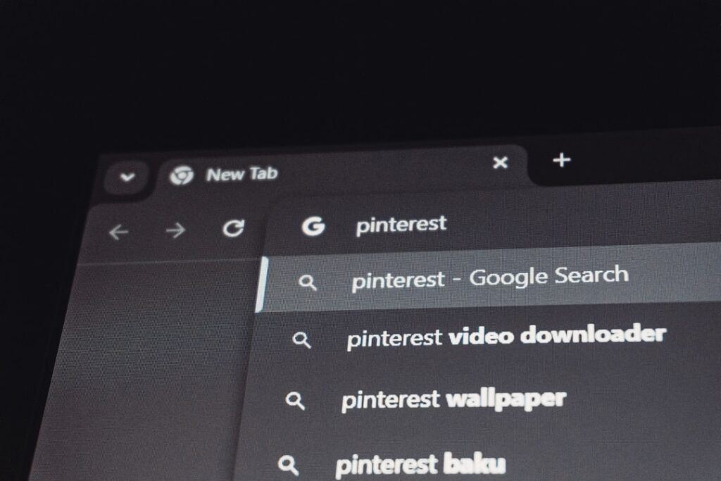 Chrome Vertical Tabs: Productivity Game-Changer for Business Browser search bar with pinterest suggestions