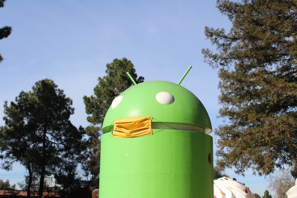 Chrome Android Approximate Location Sharing Privacy a large green object with a yellow cloth on it